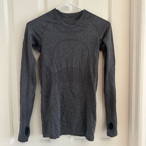 Lululemon Gray Long Sleeve Swiftly athletic Top